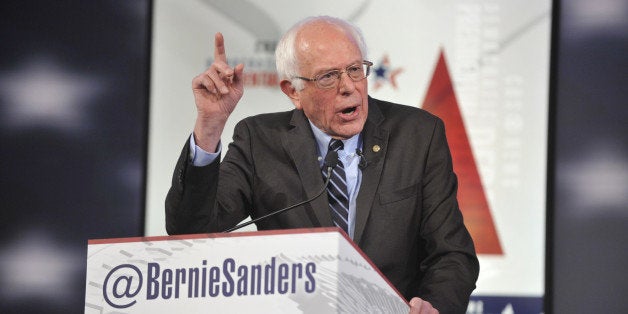 DES MOINES - NOVEMBER 14: CBS News Political Director and FACE THE NATION anchor John Dickerson moderates the CBS News Democratic Presidential Debate at Drake University Des Moines, Iowa on Saturday, November 14, 2015 on the CBS Television Network. Sen. Bernie Sanders, shown. (Photo by Chris Usher/CBS via Getty Images)