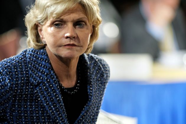 Bev Perdue Issues Executive Order To Restore Unemployment Benefits In North Carolina Huffpost