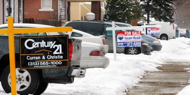 DETROIT - FEBRUARY 14: Real estate signs sit in front yard of four houses on one a block February 14, 2008 in Detroit, Michigan. The Detroit area, hit hard by a combination of unemployment and a slumping housing market, had the highest foreclosure rate in the nation last year. (Photo by Bill Pugliano/Getty Images)DETROIT - FEBRUARY 14: is shown February 14, 2008 in Detroit, Michigan. The Detroit area, hit hard by a combination of unemployment and a slumping housing market, had the highest foreclosure rate in the nation last year. (Photo by Bill Pugliano/Getty Images)