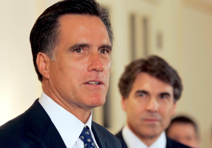 Mitt Romney Ignores Video Attack from Rick Perry - The New York Times