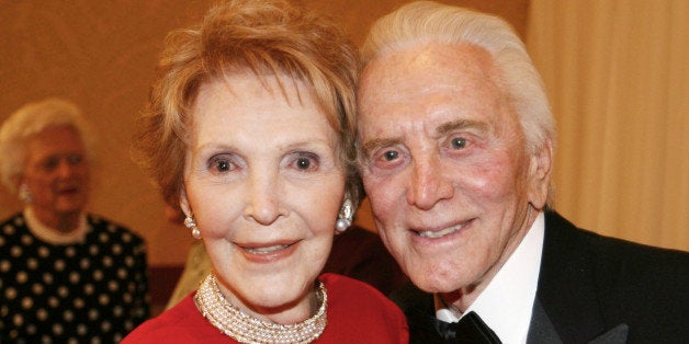 INDIAN WELLS, CA - JANUARY 17: (NO U.S. TABLOID SALES) Former first lady Nancy Reagan and actor Kirk Douglas attend the 20th anniversary celebration of the Betty Ford Center January 17, 2003 in Indian Wells, California. (Photo by David Hume Kennerly/Getty Images)