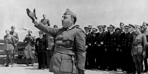 ** TO MATCH STORY SLUGGED SPAIN-FRANCO ANNIVERSARY ** General Francisco Franco speaks to naval forces at Vinaroz, Spain, on