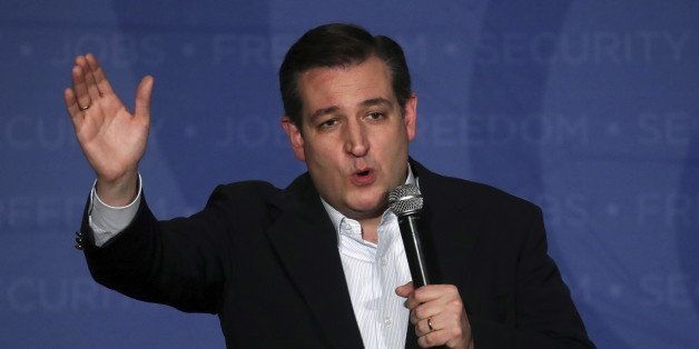 U.S. Republican presidential candidate Ted Cruz speaks at a campaign event in Erie, Pennsylvania April 13, 2016. REUTERS/Carlo Allegri