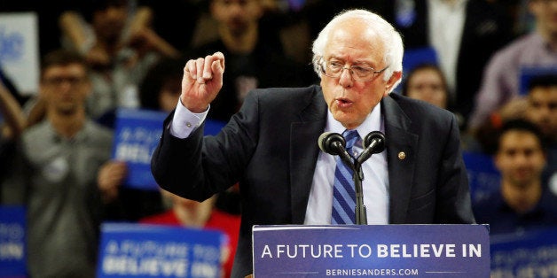 U.S. Democratic presidential candidate Bernie Sanders speaks at a campaign rally in New Brunswick, New Jersey, U.S., May 8, 2016. REUTERS/Dominick Reuter