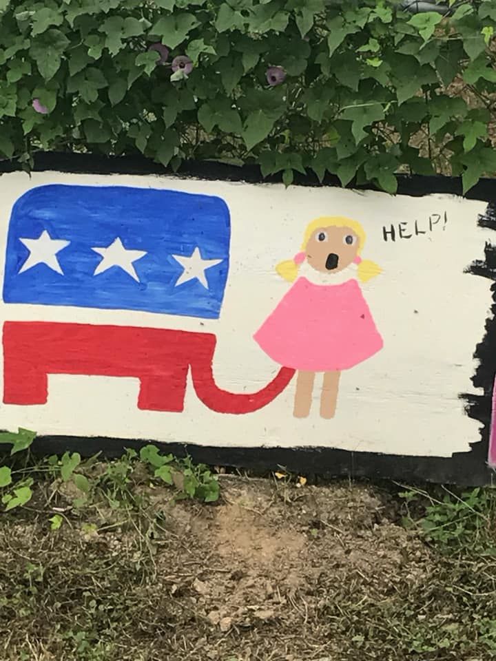 Marion Stanford's homemade yard sign in Hamilton, Texas.