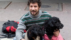 Γιατί οι άστεγοι στην Ουγγαρία φοβούνται ότι είναι ο επόμενος στόχος του Όρμπαν