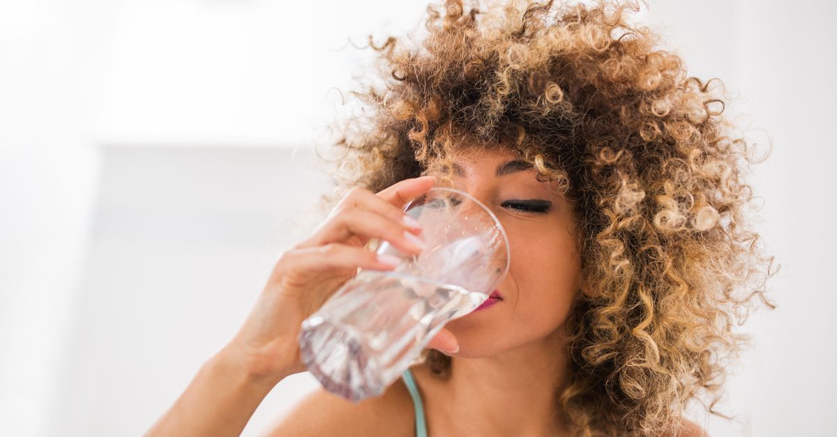 Sipping vs. Gulping: HOW you drink may matter more than HOW MUCH