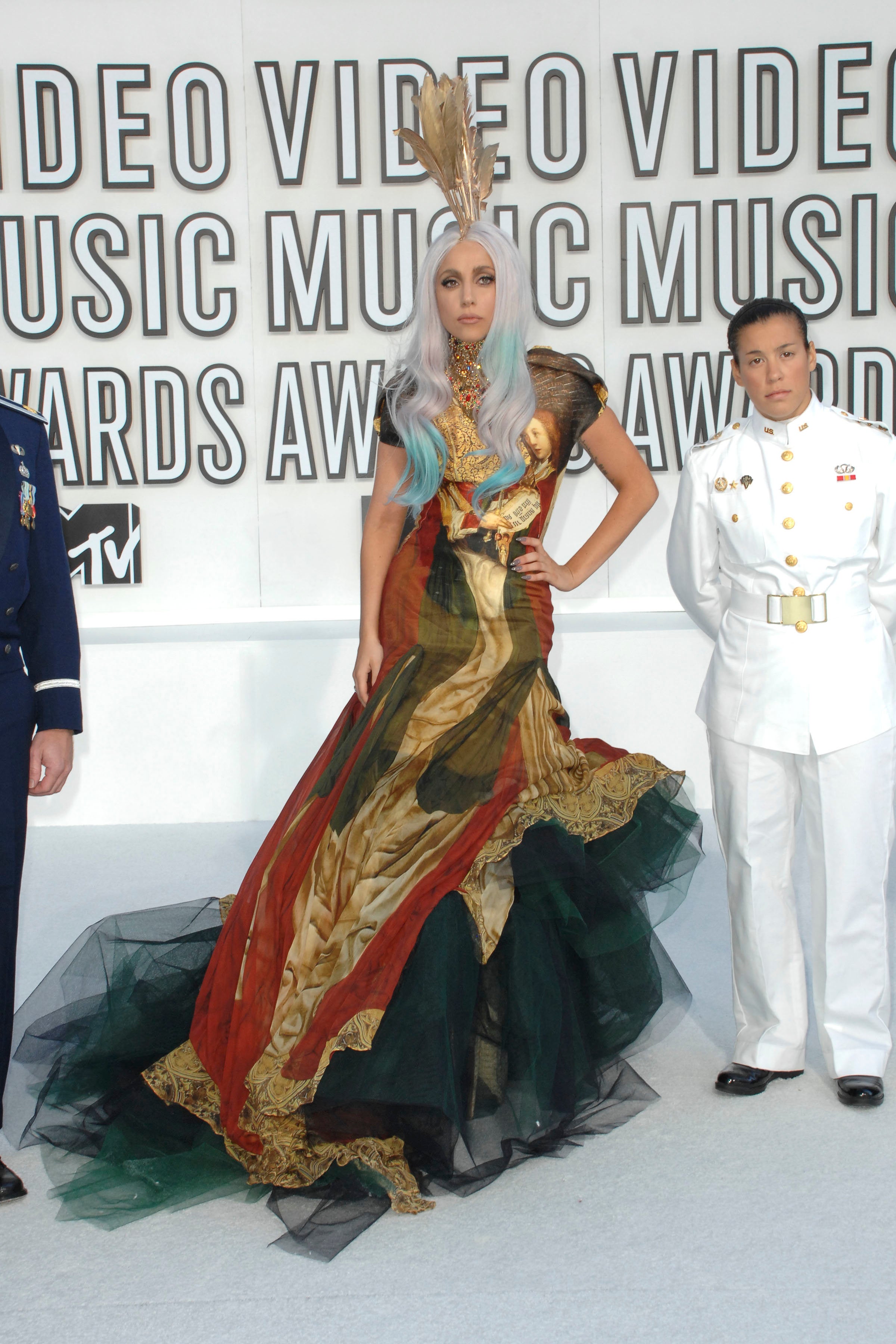 Lady gaga alexander 2024 mcqueen dress vma