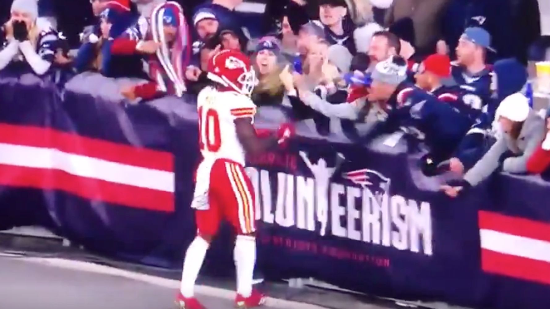 Tyreek Hill Slams New England Patriots Fans as 'Some of the Worst in the  NFL