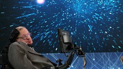 Μπορούμε να ταξιδέψουμε πίσω στο χρόνο; Ο Στίβεν Χόκινγκ είχε την απάντηση