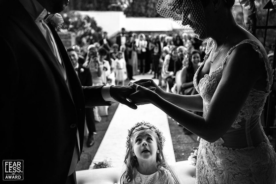 32 Award-Winning Wedding Photos That Will Pull You In | HuffPost Life