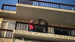 Θρίλερ με τον αστυνομικό που βρέθηκε δεμένος στη Νίκαια: Ληστής ή θύμα βασανισμού