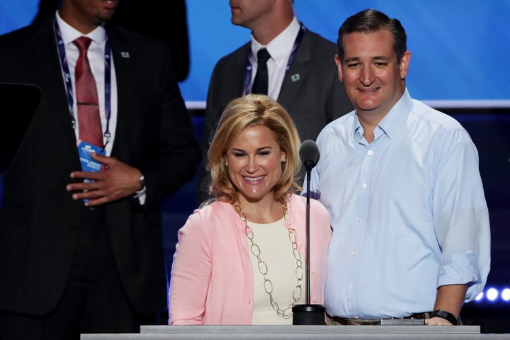 Heidi Cruz, pictured with Ted Cruz in 2016, tried to organize an extravagant trip with friends to Cancun, according to The Ne