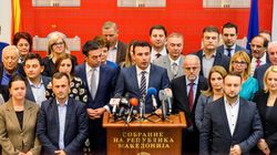 «Συγχαρητήρια φίλε μου Ζάεφ» η αντίδραση Τσίπρα για την ψηφοφορία στην πΓΔΜ. Ικανοποίηση από Βρυξέλλες, ΟΗΕ και ΝΑΤΟ