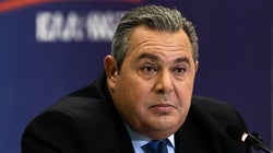 O Καμμένος γράφει στο Twitter για χρηματισμούς βουλευτών στην πΓΔΜ και παίρνει απάντηση από τα Σκόπια