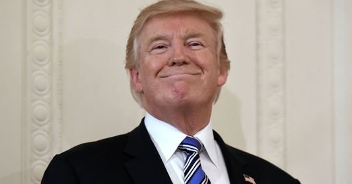 Donald Trump's Bizarre Capitalization Boast Has Twitter Users ...