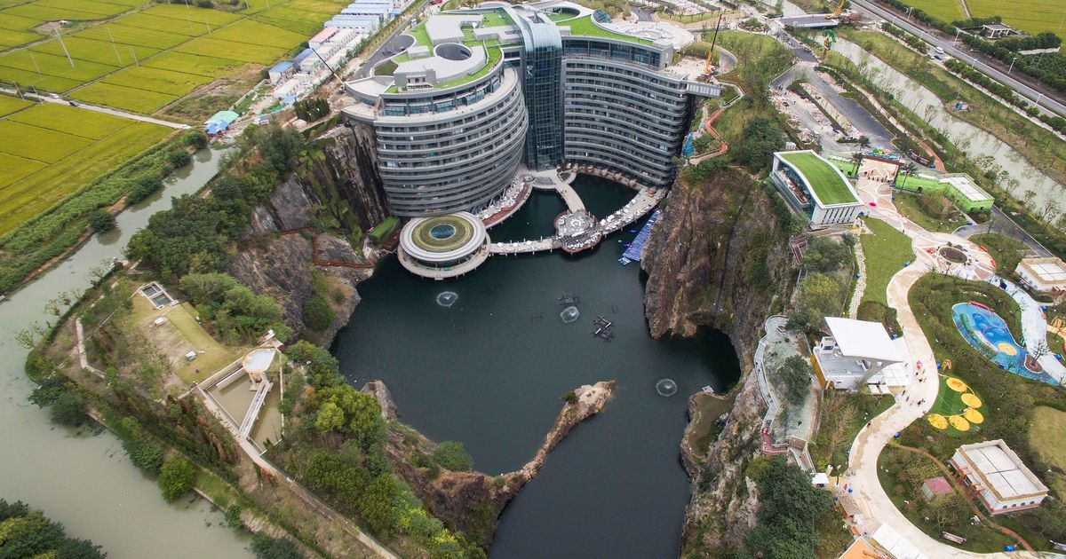 Отели в китае. Shimao Wonderland INTERCONTINENTAL Китай. Отель Вандерленд Шанхай. Отель Шимао Шанхай. Songjiang INTERCONTINENTAL В Шанхае.