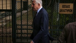 Επί 16 ώρες απολογείτο ο Γιάννος Παπαντωνίου για τα 2,8 εκατ. φράγκα