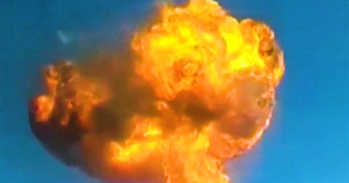 Explosion At Alcohol Factory In Mexico City HuffPost UK News