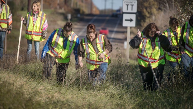 Volunteers search for Jayme Closs. (AP)