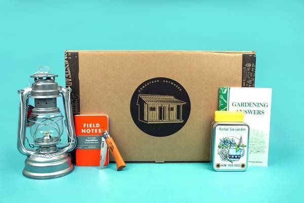 10 Of The Best Subscription Boxes For Couples That Make Memorable Ts