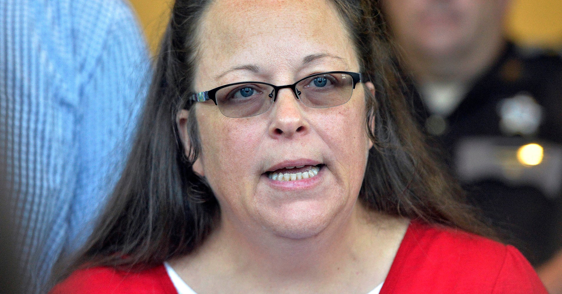Kim davis says she did not treat anybody unfairly by denying same sex