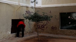 Reuters: Συνηθισμένοι οι Ελληνες φοιτητές στην εικόνα των τοξικομανών