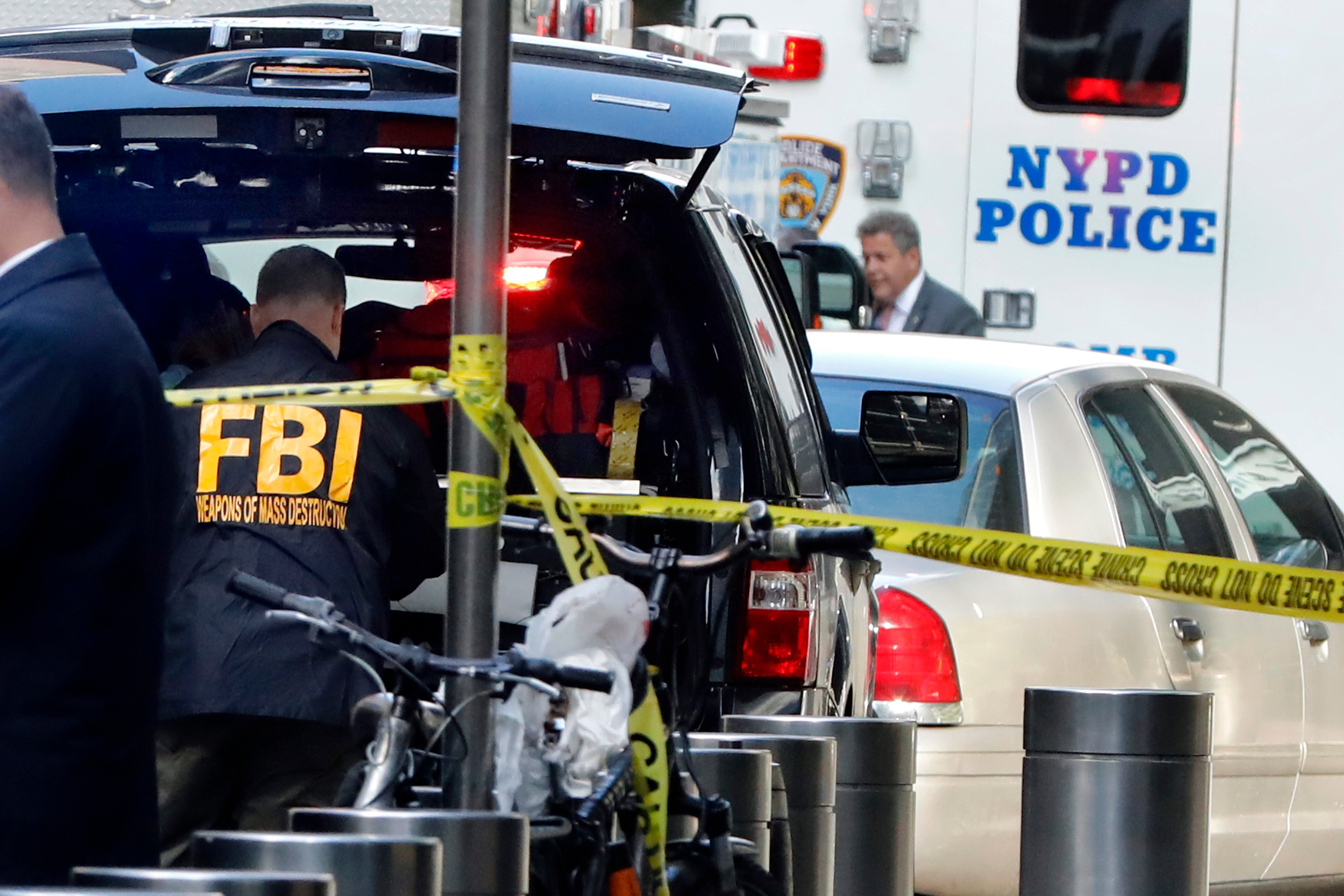 undercover detective bomb planned undercover detective bomb planned