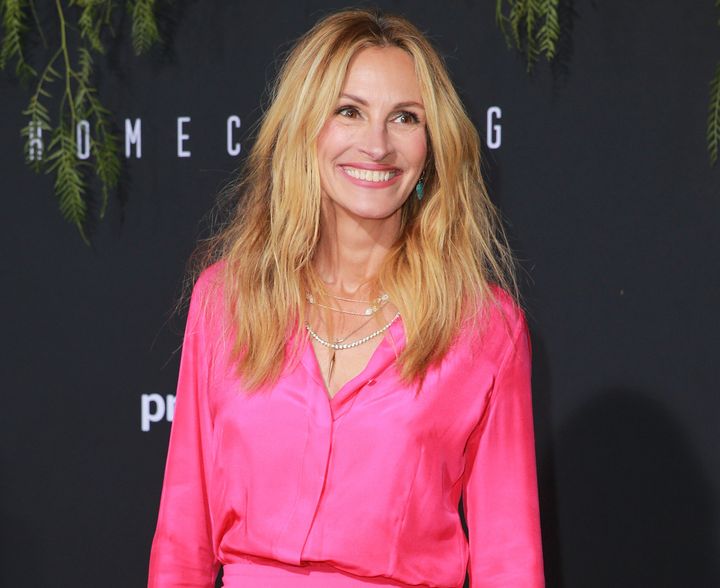 Julia Roberts attends premiere of her new Amazon series "Homecoming."