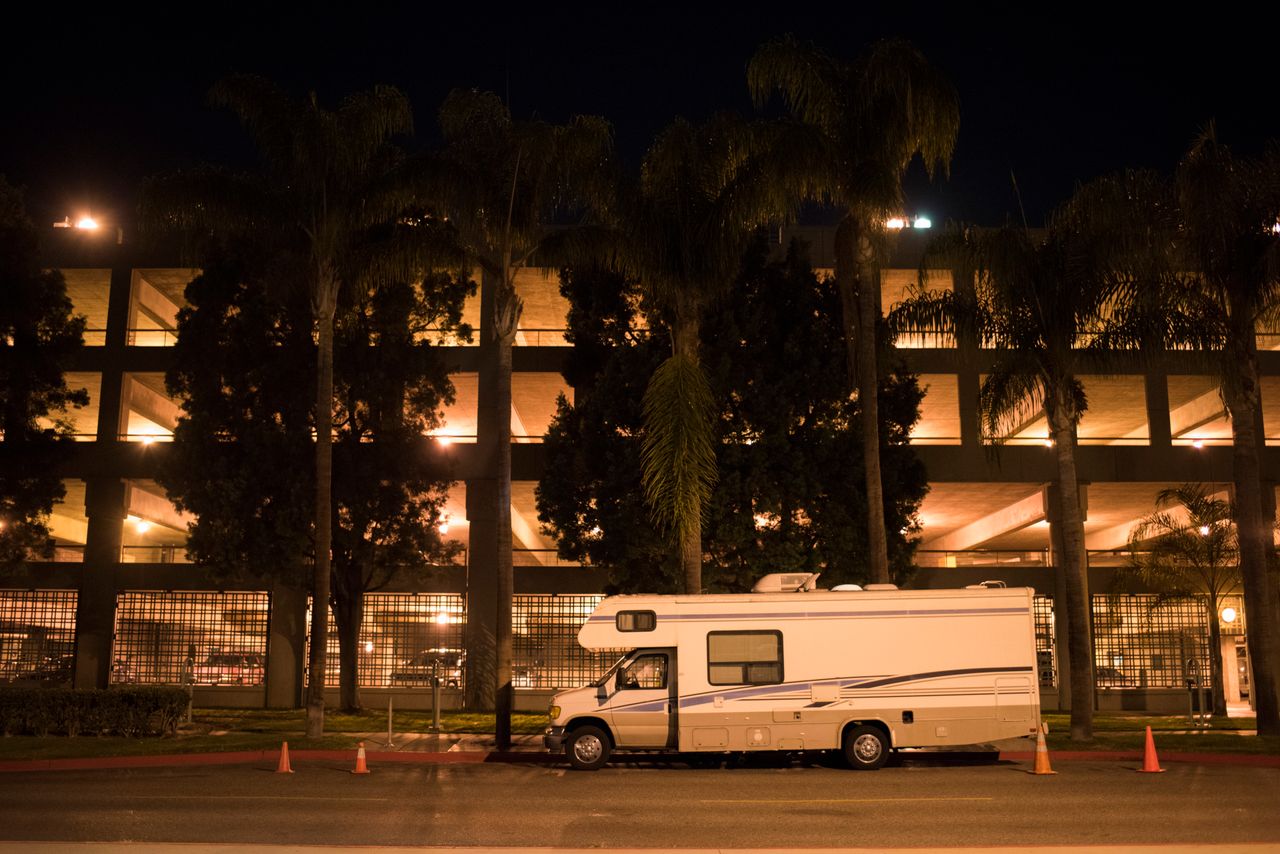 Along with a local nonprofit that serves food and coffee to newly released inmates, employees and volunteers with the ACLU post themselves outside of the Orange County Central Men’s and Women’s Jail from 11 p.m. to 3 a.m. on Friday nights in hopes of informing newly released folks and their family members that in California, unless someone is in state or federal prison or on parole, they still have the right to vote.
