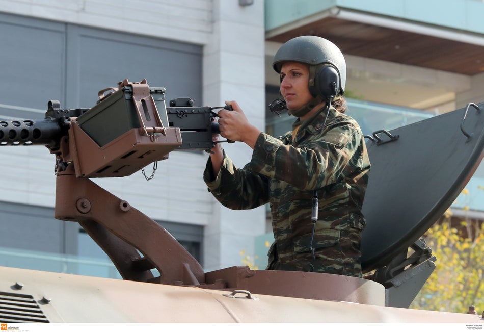 Στρατιωτική παρέλαση στη Θεσσαλονίκη, Άρμα μάχης στρατιωτικό τεθωρακισμένο