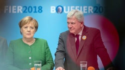 Το CDU της Μέρκελ και οι Πράσίνοι κέρδισαν την Έσση. Έφεραν όμως το χειρότερο εκλογικό αποτέλεσμα εδώ και 50 χρόνια