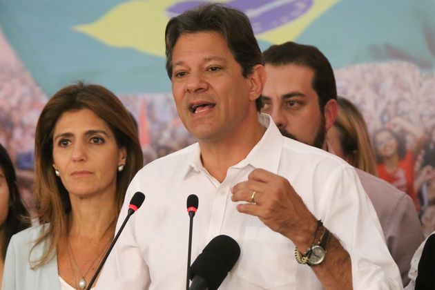 Fernando Haddad makes a speech after his defeat.