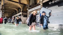 Η λιμνοθάλασσα «φούσκωσε» και η Βενετία πλημμύρισε (pics-vid)