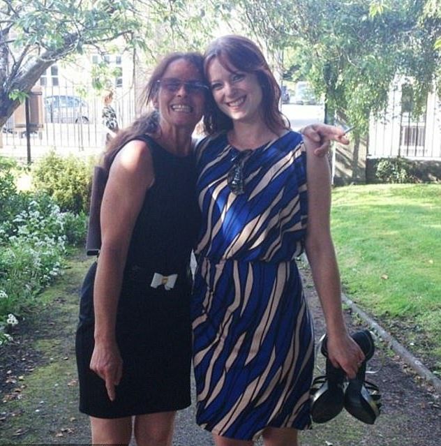 Michelle Savage (right) and her mother Heather Whitbread 