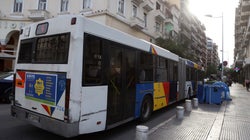 Νέα επίθεση με πέτρες σε λεωφορείο το βράδυ της Τρίτης