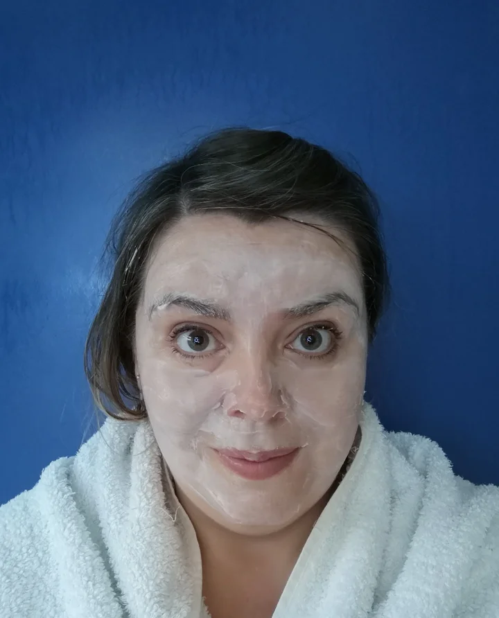 Liz Earle Hot Cloth Cleanser Vs Aldi Boots No7 Superdrug