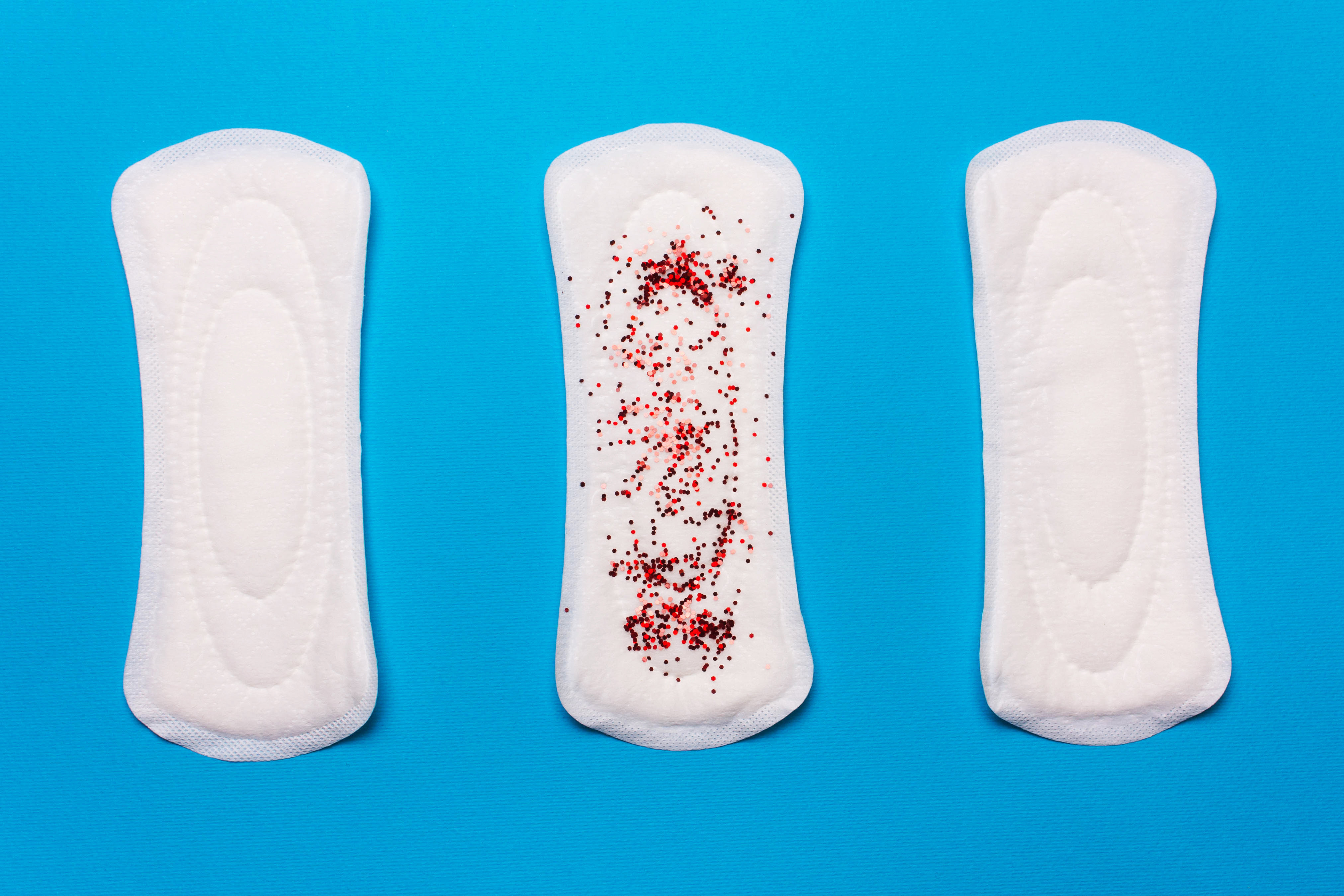 Girls period menstruation Pad tampon candid pantie voyeur 25.. Месячные 3 день сильный