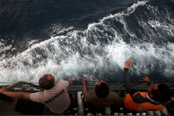 The flight recorder, which was found by search teams on the sea floor, will be examined by the National Transportation S