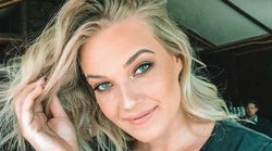 Μοντέλο του Sports Illustrated ανάρτησε βίντεο με τα 22 στάδια του photoshop για ένα ψεύτικο σώμα με μαγιό