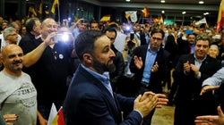 Σαντιάγο Αμπασκάλ: Απειλή από το περιθώριο για τους δημοκρατικούς θεσμούς στην Ισπανία