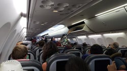 Ποια είναι τα πιο βρώμικα σημεία σε ένα αεροπλάνο