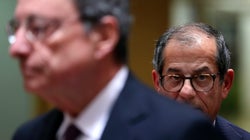 Μια εβδομάδα προθεσμία στην Ιταλία από την Κομισιόν για να κάνει πίσω στο θέμα του προϋπολογισμού