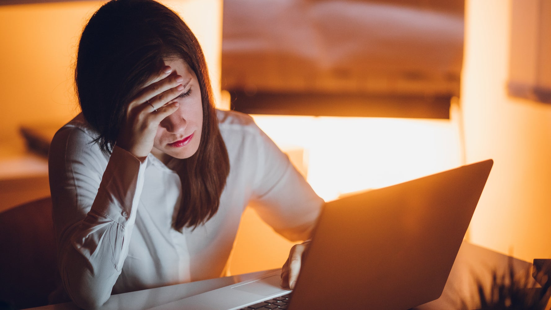 we-need-to-talk-about-tiredness-in-the-workplace-huffpost-uk-life