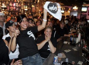 11 Chicago bars to watch the White Sox in Bridgeport and elsewhere