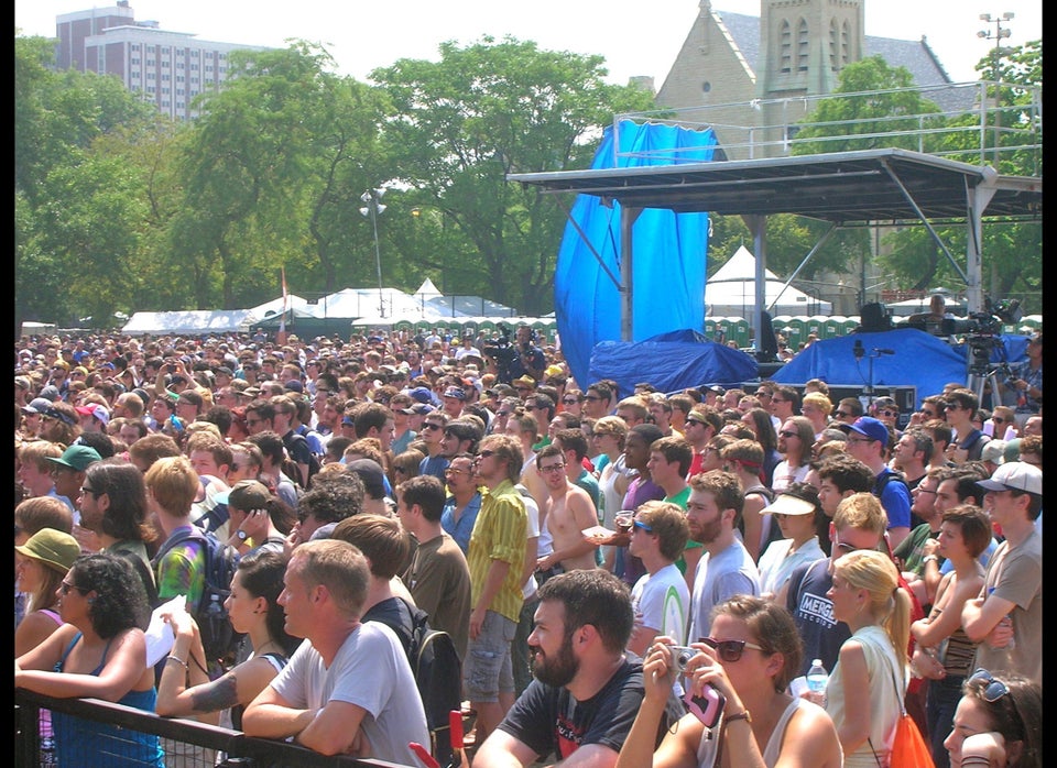 Pitchfork Music Festival 2012 Day Three In Review (PHOTOS, VIDEO
