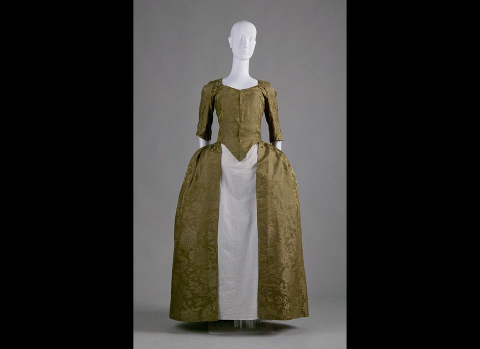 Revolutionary-era wedding dress, 1770-1775