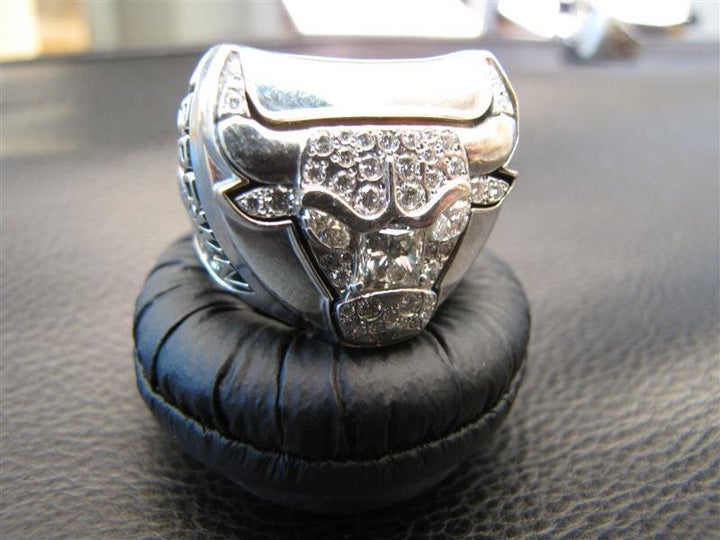 Nba championship ring on sale auction