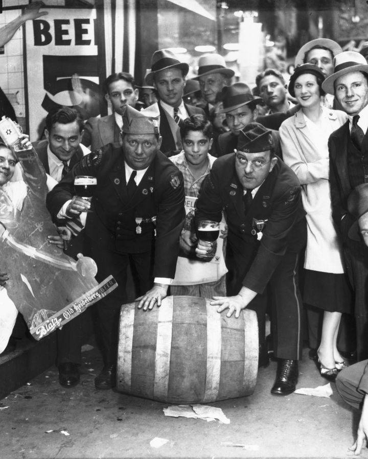 Prohibition Era In Chicago Al Capone Celebrating Repeal And More