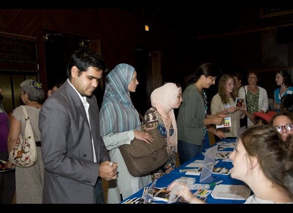 Iftar in the Synagogue